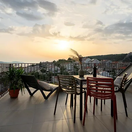 Διαμέρισμα Dino 